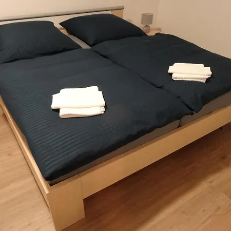 Appartamento Moderne Dachgeschosswohnung Mit Grossem Balkon In *